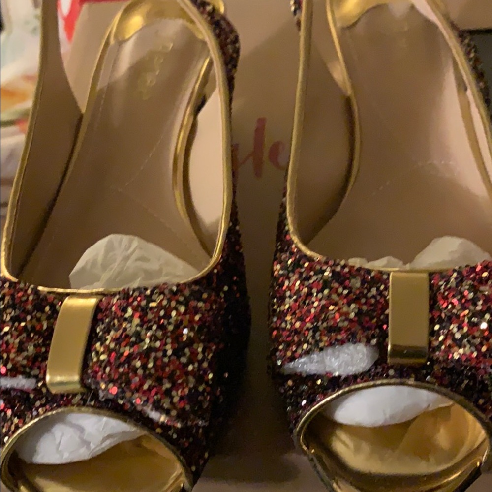 I Renee Shoes